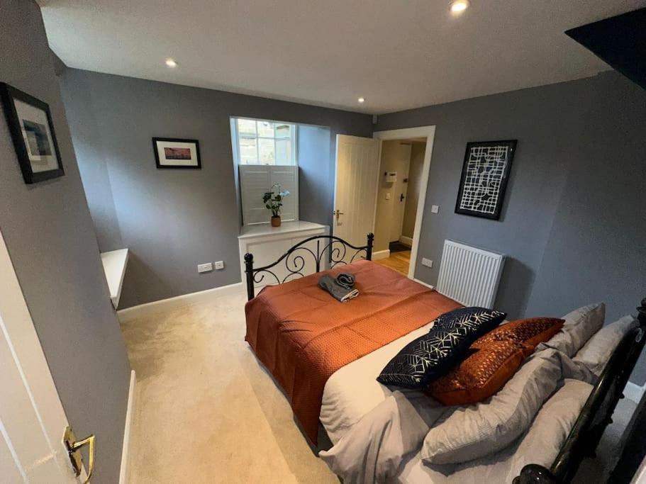 The Gate House - 3 Bed & Parking Villa EDI Exterior photo